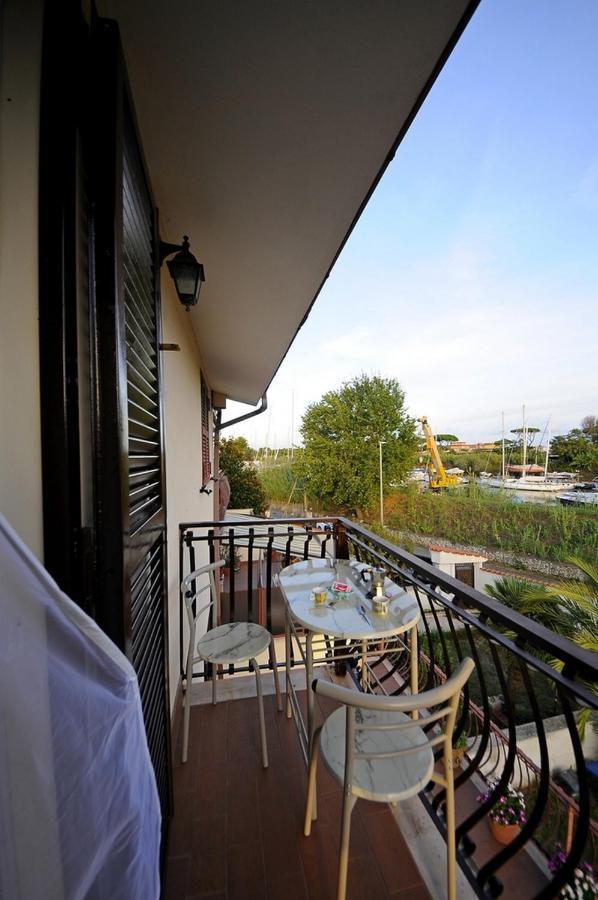 פיומיצ'ינו A La Vue Chambre Bagno Condiviso Shared Both2Piano No Lift No Navetta A Pagamento Aria Condizionata Ed Extra Bed 3 Minuti A Piedi Da Bus Per Fiera Di Roma מראה חיצוני תמונה